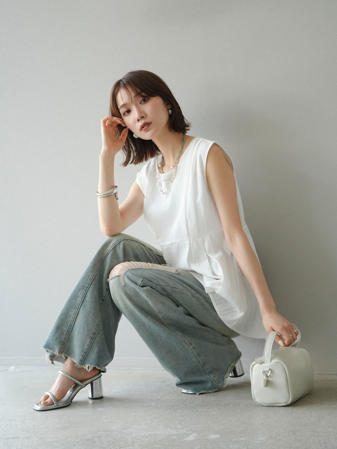 [予約]ドビーストライプタックブラウス/ホワイト