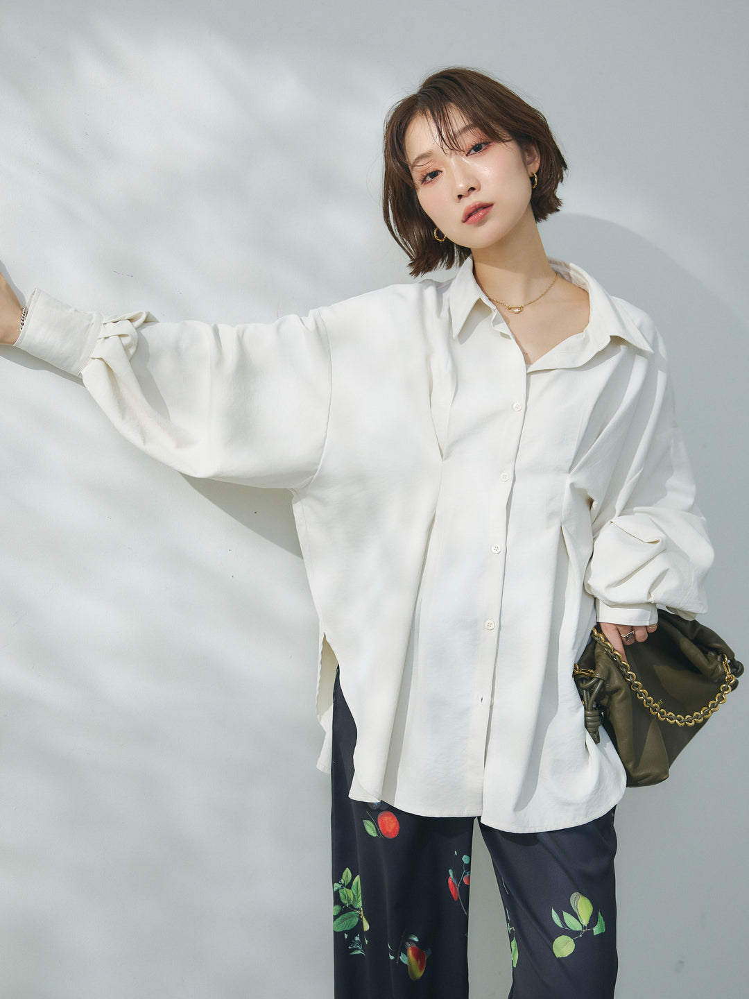 【Allure】[SET]合繊ウエストタックシャツ+ボタニカルプリントイージーパンツ(2set)