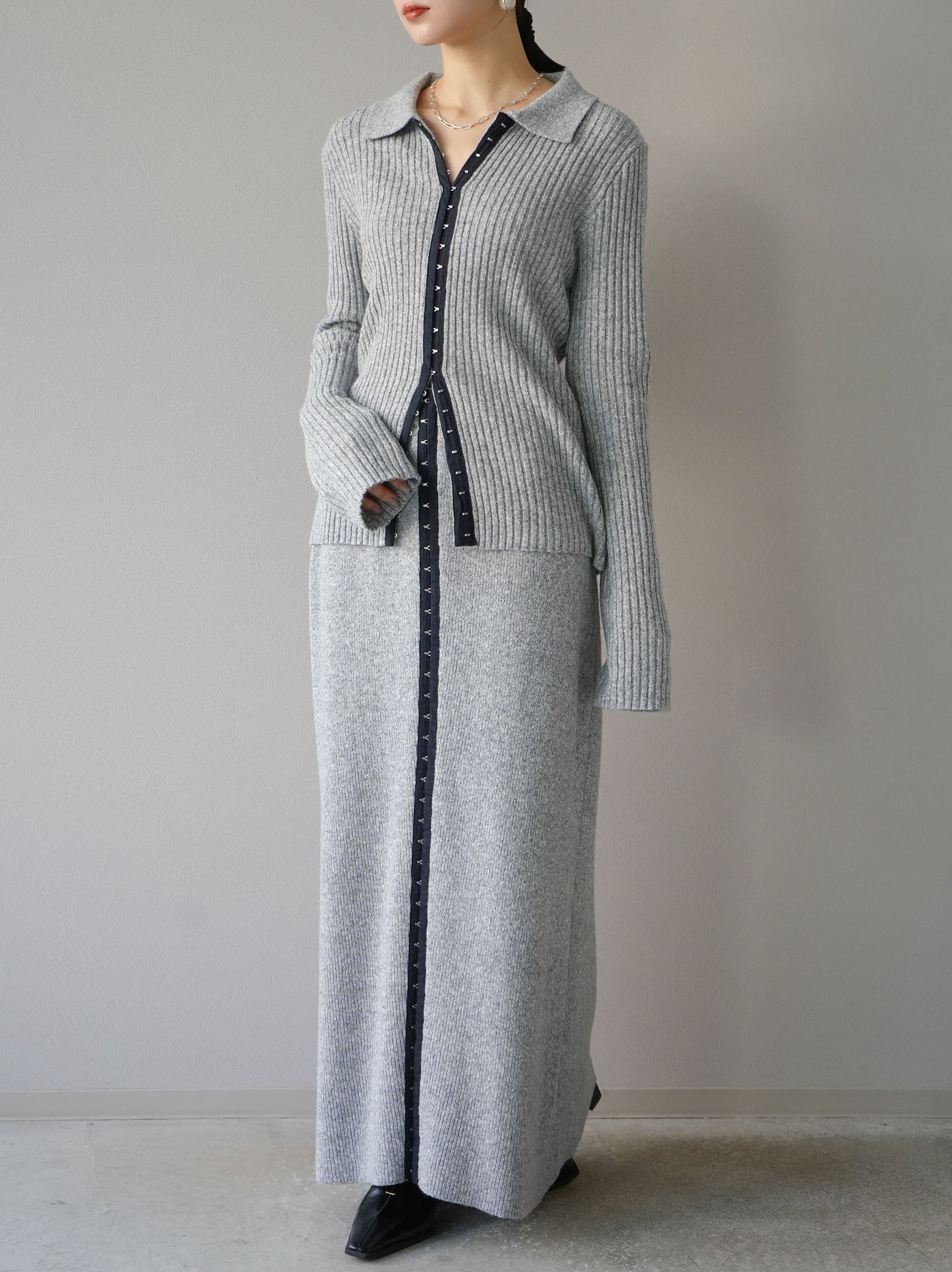 予約]ホックディティールマルチWAYニットスカート/グレー – Lumier