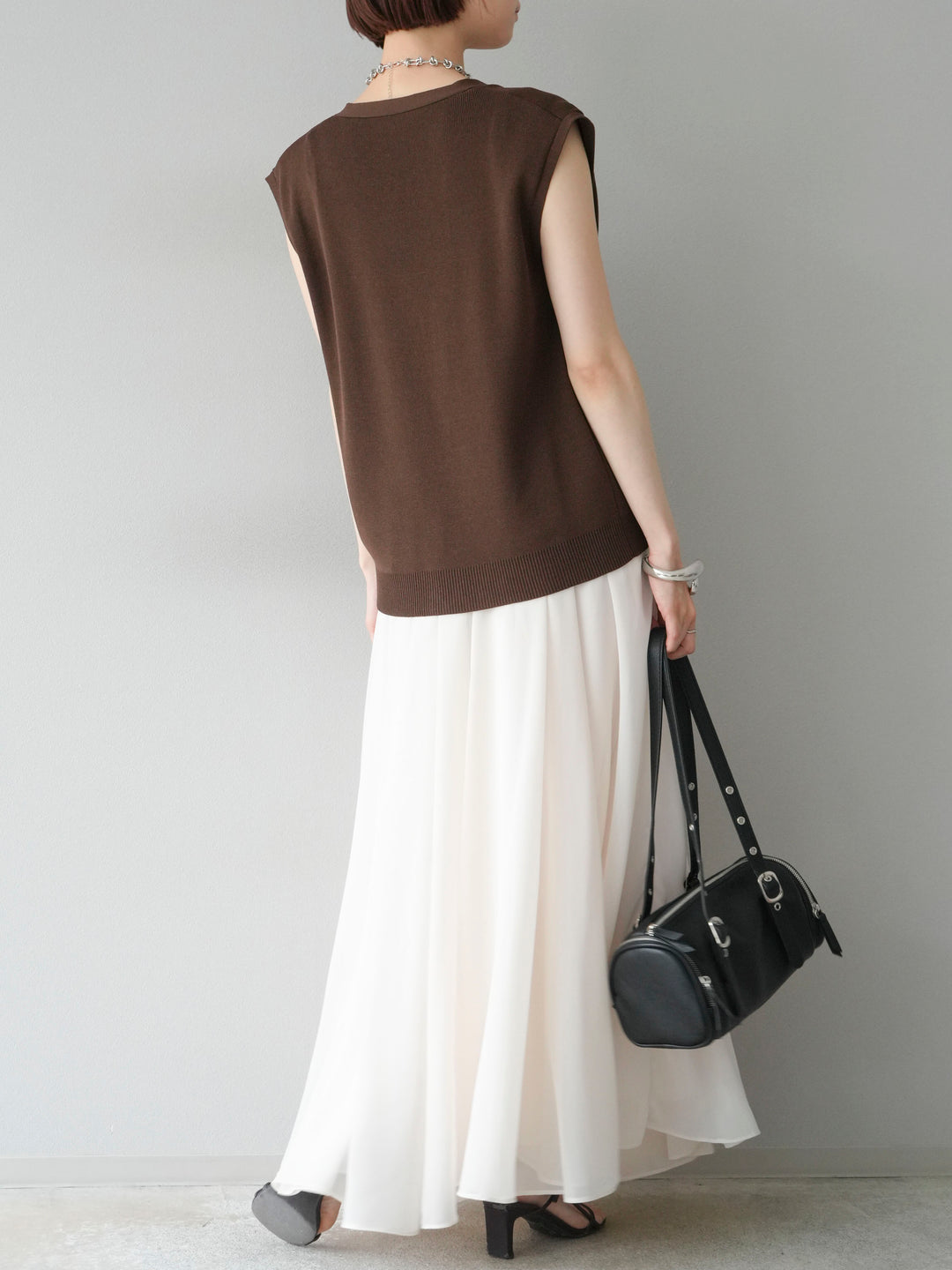 [SET] V領人造絲針織背心+雪紡喇叭裙（2件組）