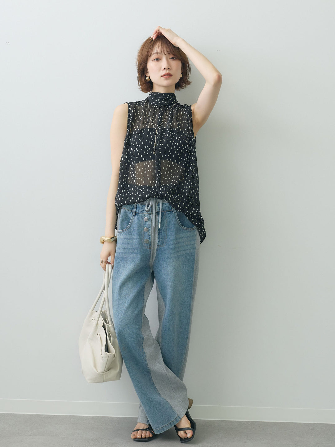 [SET]シアードットホルターネックブラウス+デニム切替スウェットパンツ(2set)