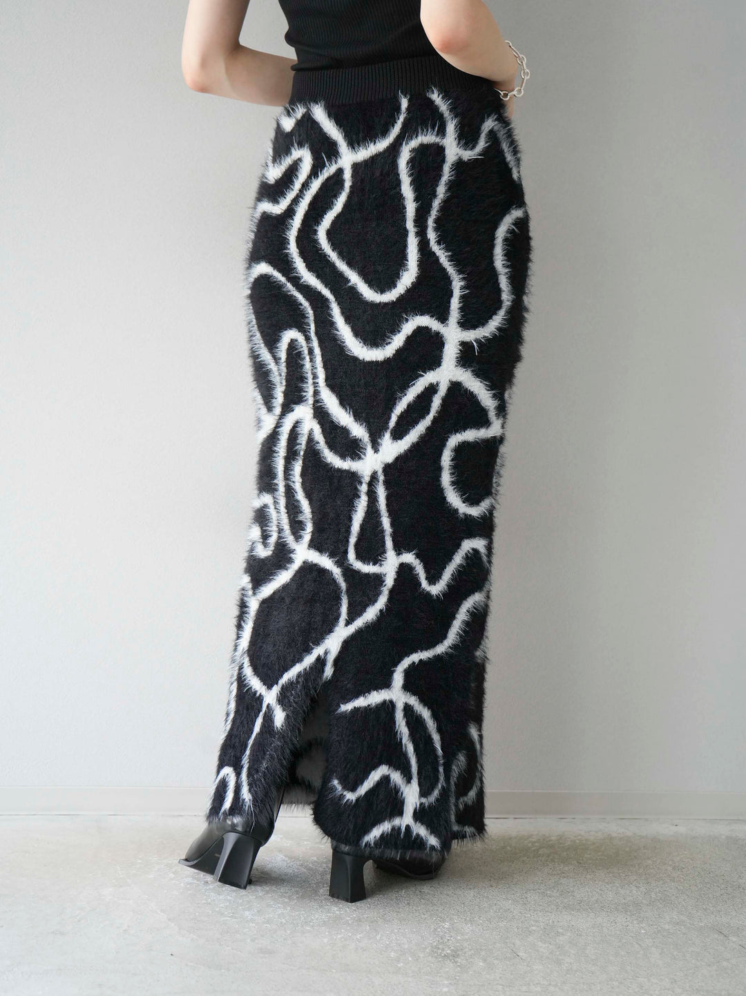 [予約]ラインシャギーニットスカート/ブラック