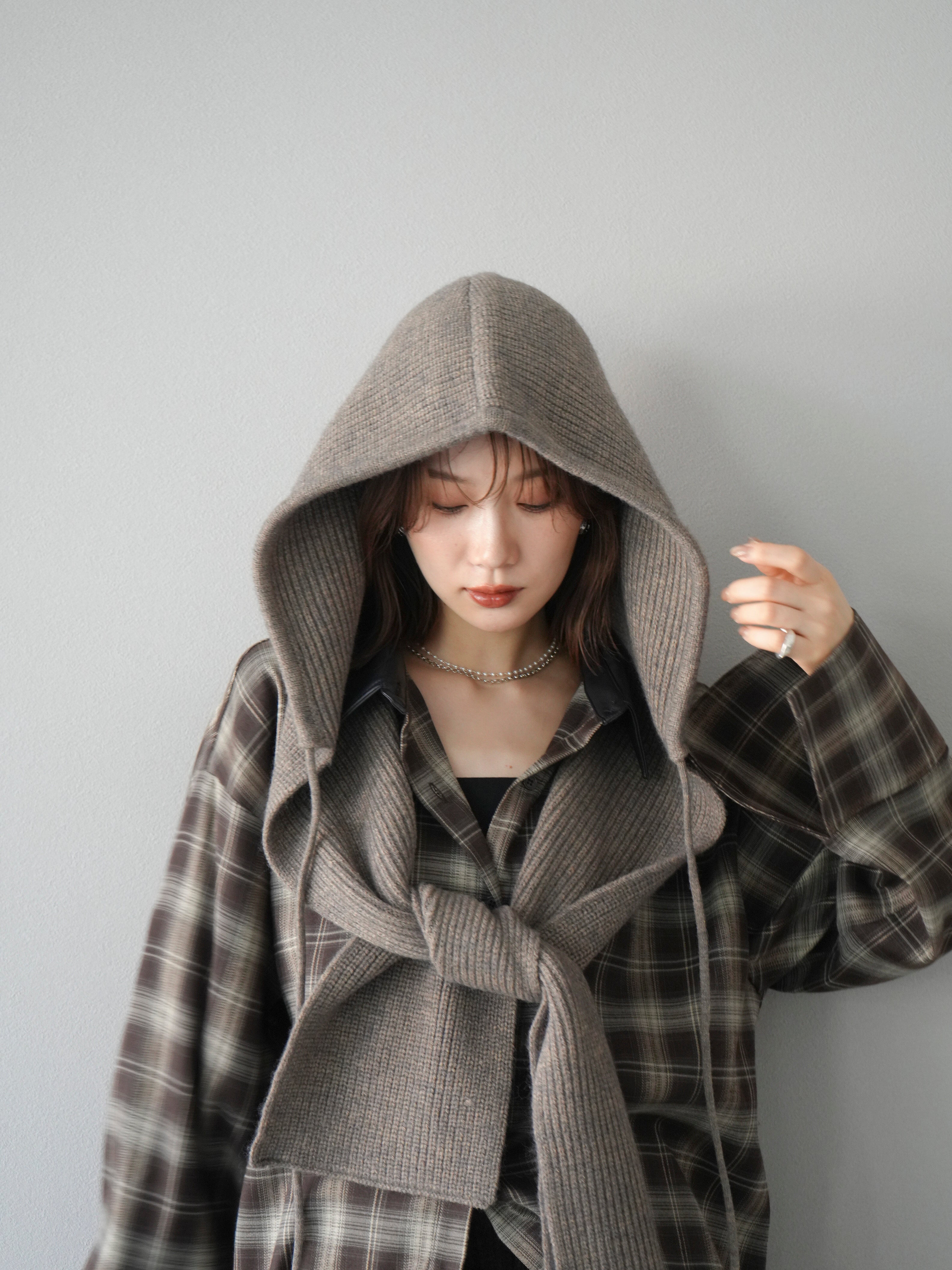 SET]レザー襟オンブレチェックオーバーシャツ +フードニットマフラー