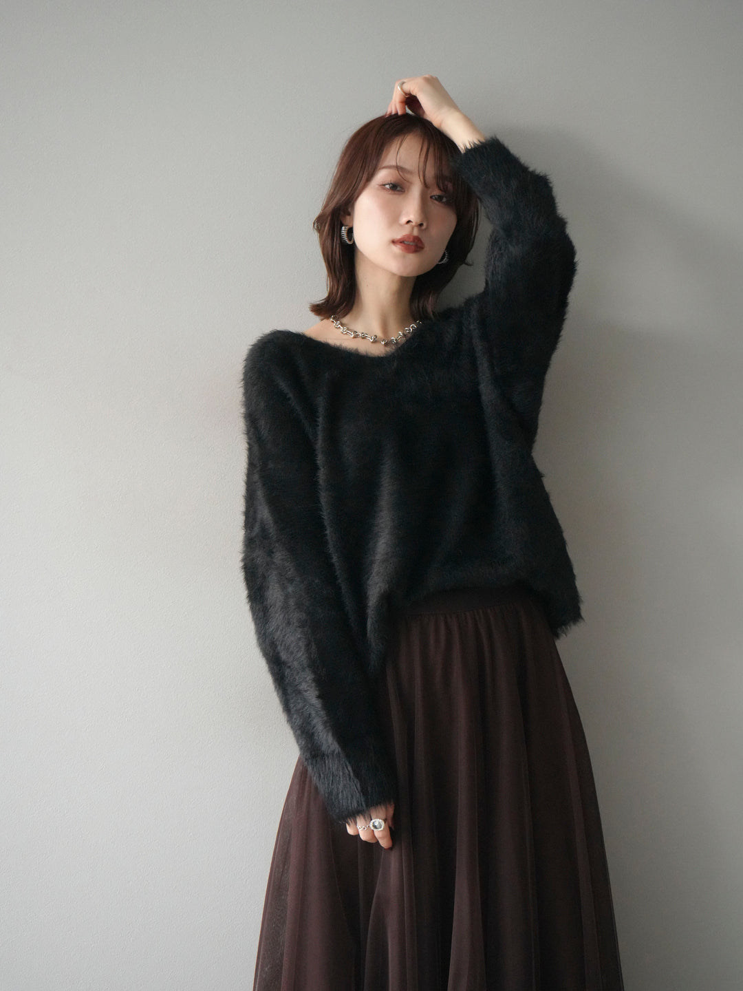 [予約]バックリボンVネックシャギーニットプルオーバー/black