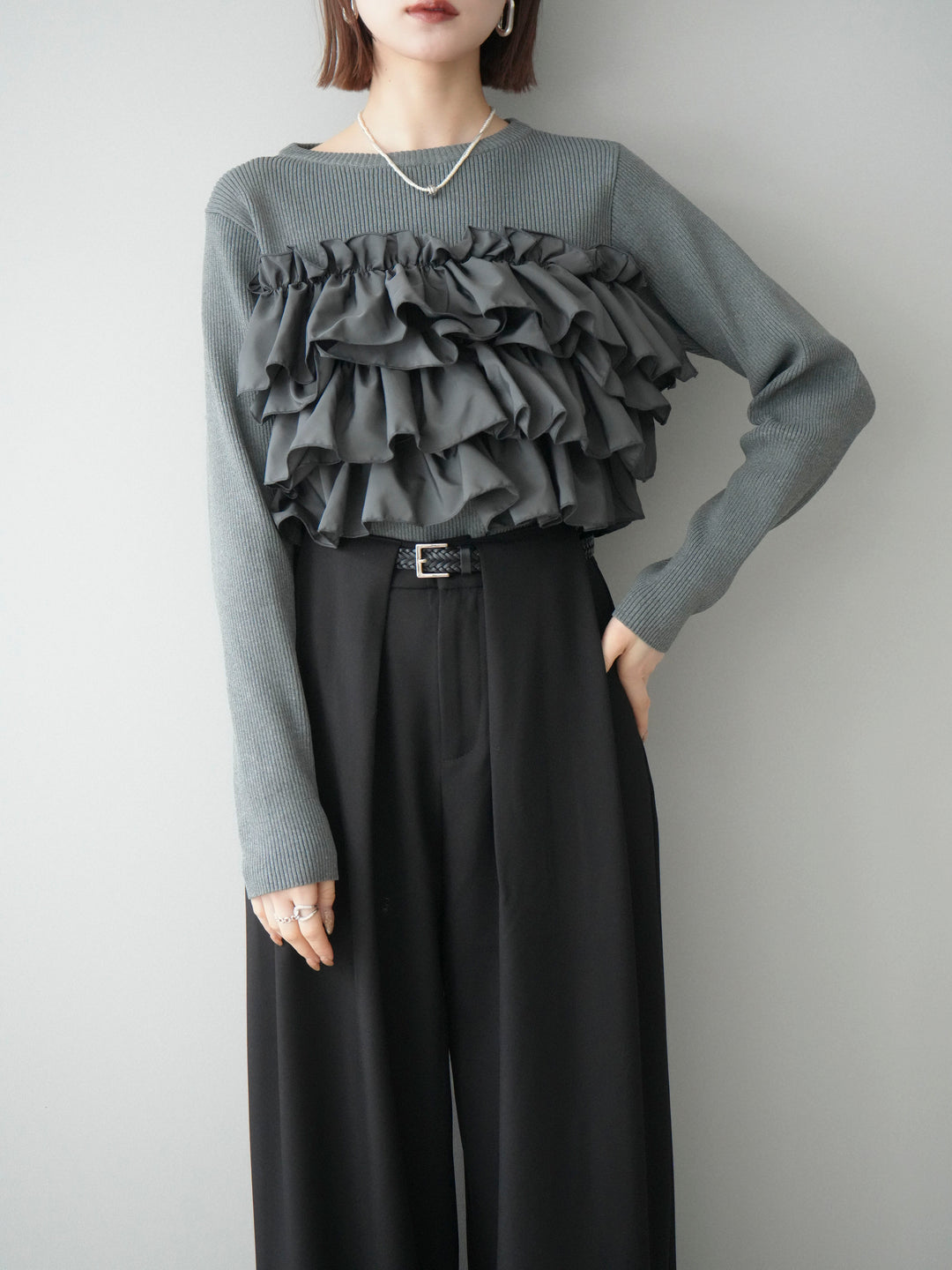 [予約]フリルビスチェドッキングスポンジニットプルオーバー/gray