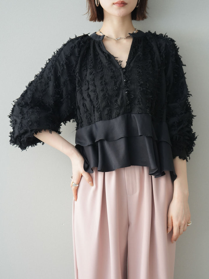 [SET]ジャガードぺプラムフリルブラウス+ベルト付キーホルダーモチーフワイドパンツ(2set)