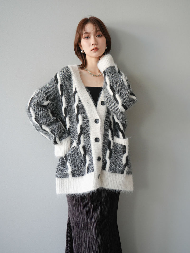 [予約]バイカラー編み込みデザインニットカーディガン/ホワイト