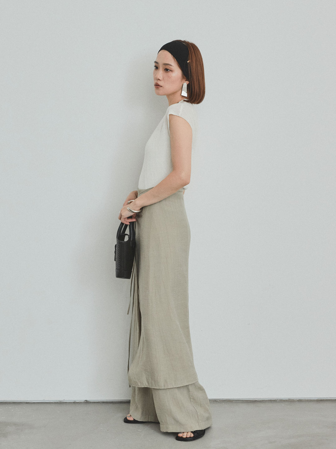 [予約]ワッシャーサテンレイヤードスカートパンツ/カーキベージュ