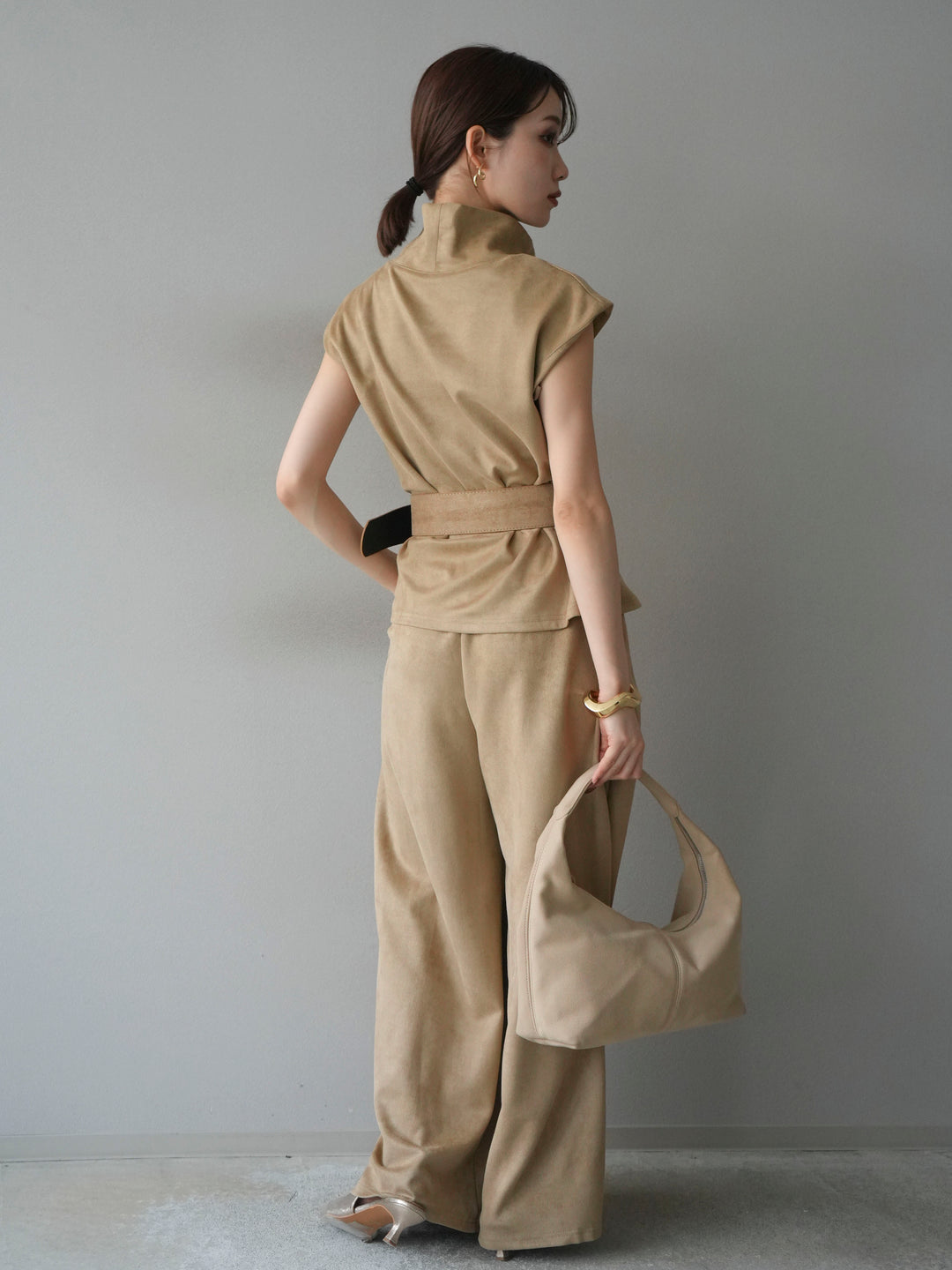 [SET]ベルト付スエードハイネックプルオーバー＆ワイドパンツSET UP