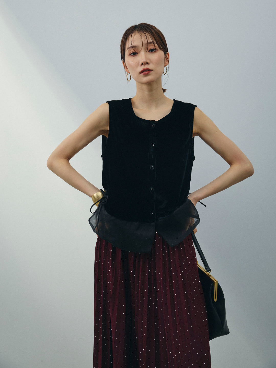 [予約]裾チュールベロアノースリーブプルオーバー/ブラック