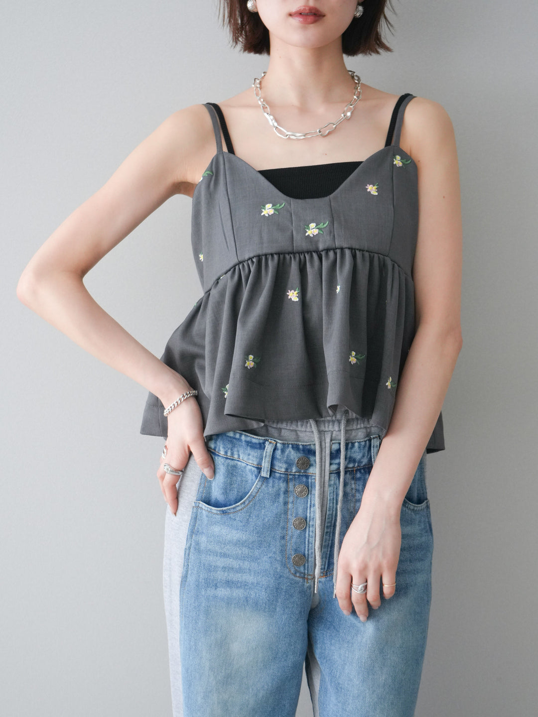 [予約]フラワー刺繍ビスチェ/gray