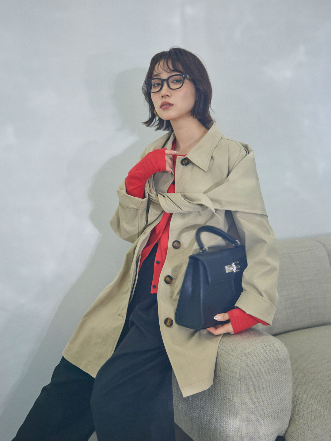 【Allure】[SET]スカーフ付ステンカラーミディアムコート+ミニポケットニットカーディガン(2set)