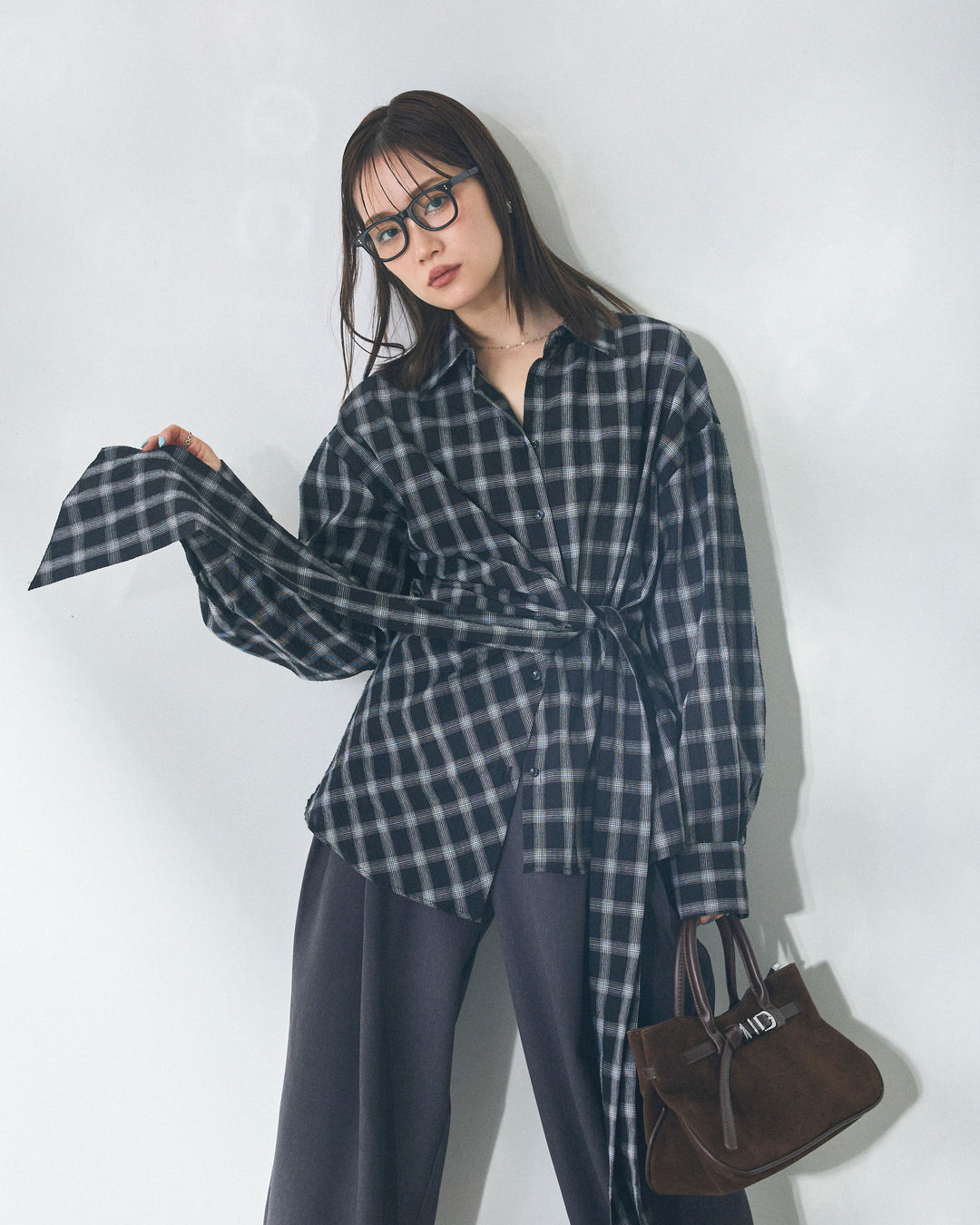 【Allure】[SET]ウエストアシメリボンシャツ+アシンメトリーウエストタックパンツ(2set)