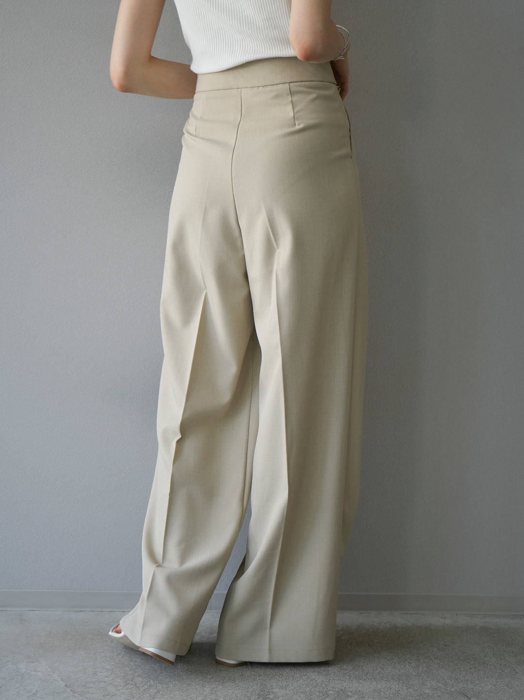 [Pre-order] Design belt wide pants/beige S