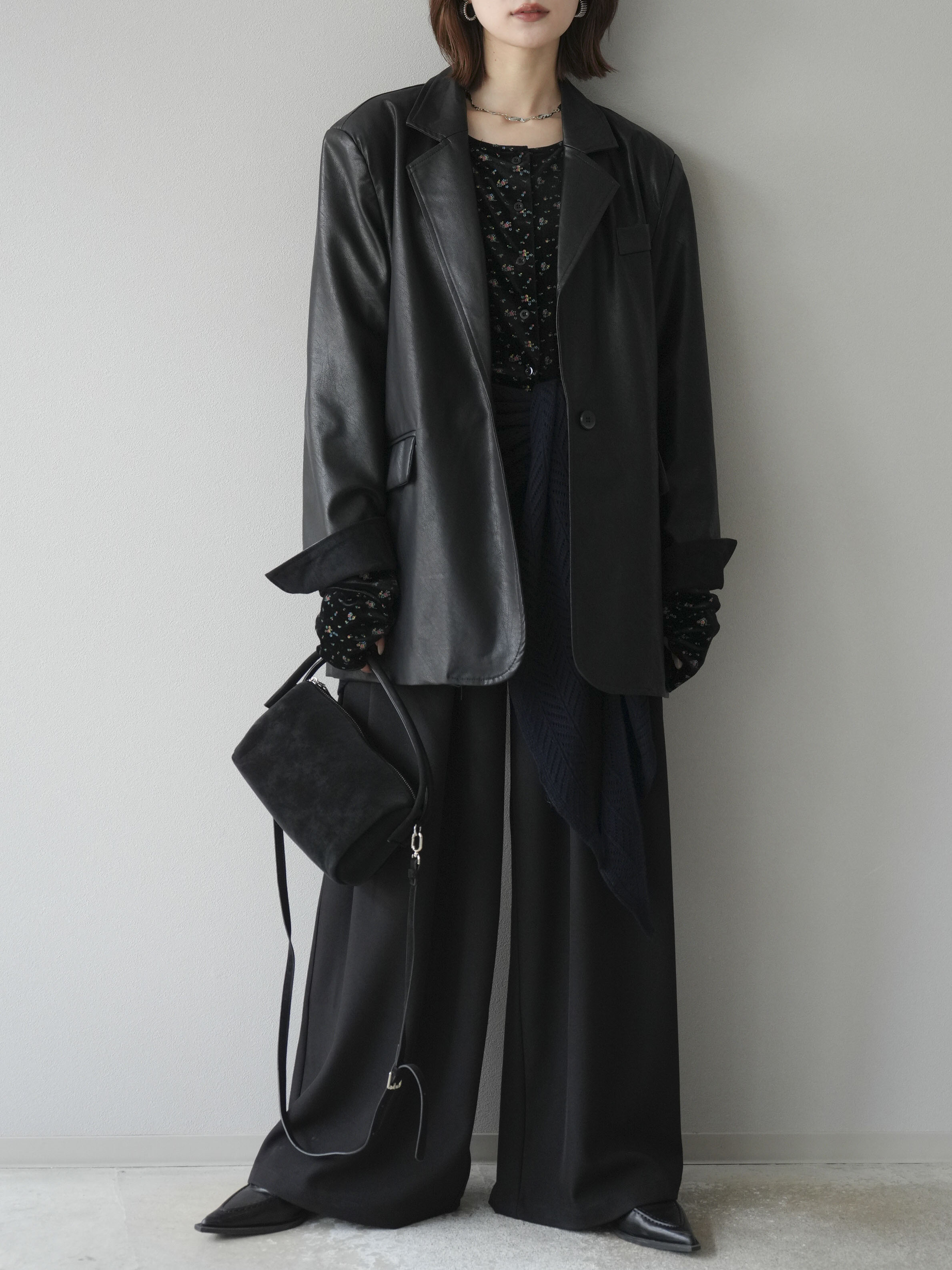 予約]ベルトループデザインワイドパンツ/ブラック – Lumier