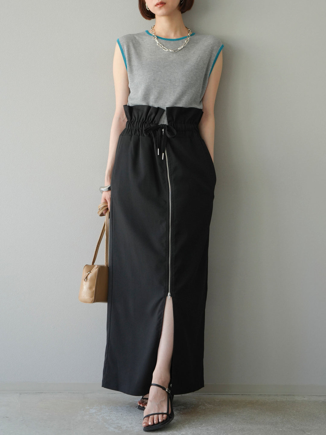 [予約]リネンタッチ配色ニットノースリーブプルオーバー/モクグレー