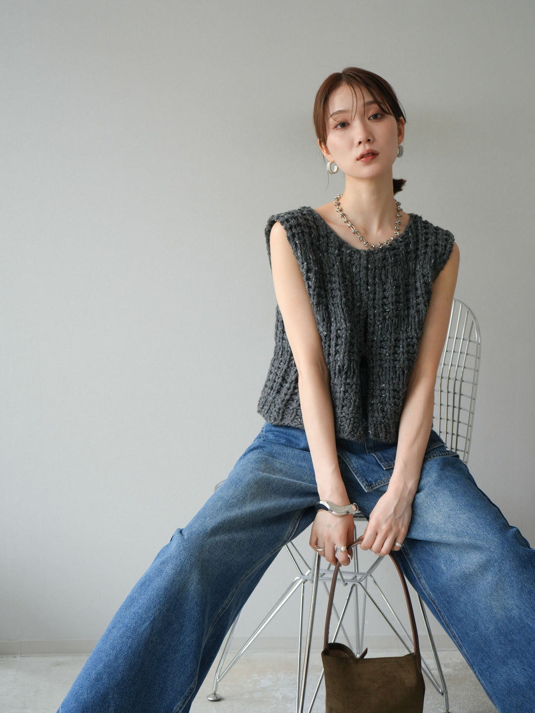 [予約]ミックスヤーンデザイン編みニットベスト/チャコール