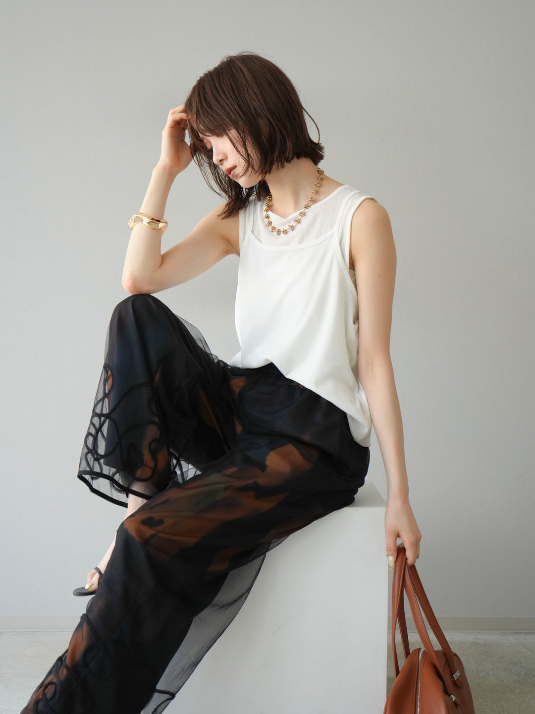 [預訂] Ice Touch 2WAY Design 吊帶背心/白色