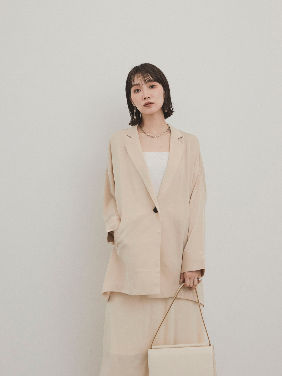 [SET] 霧面緞面外套 + 天鵝絨半身裙 (2set)