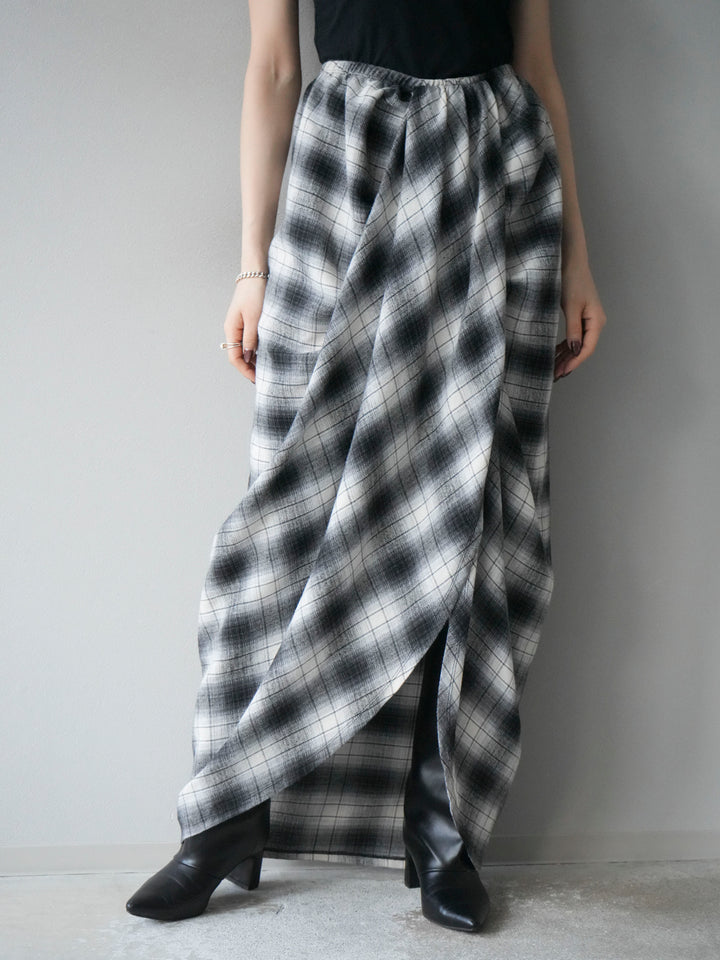 [予約]タックデザインチェックスカート/ホワイト×ブラック