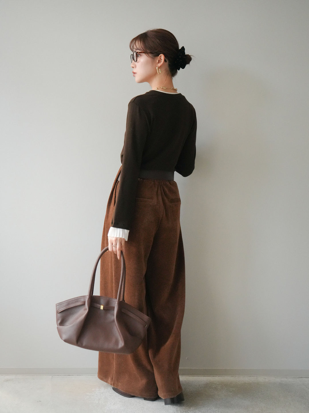 [SET]袖プリーツ配色レイヤードトップス+ベルトデザインループコールテンワイドパンツ(ベルト付き)(2set)