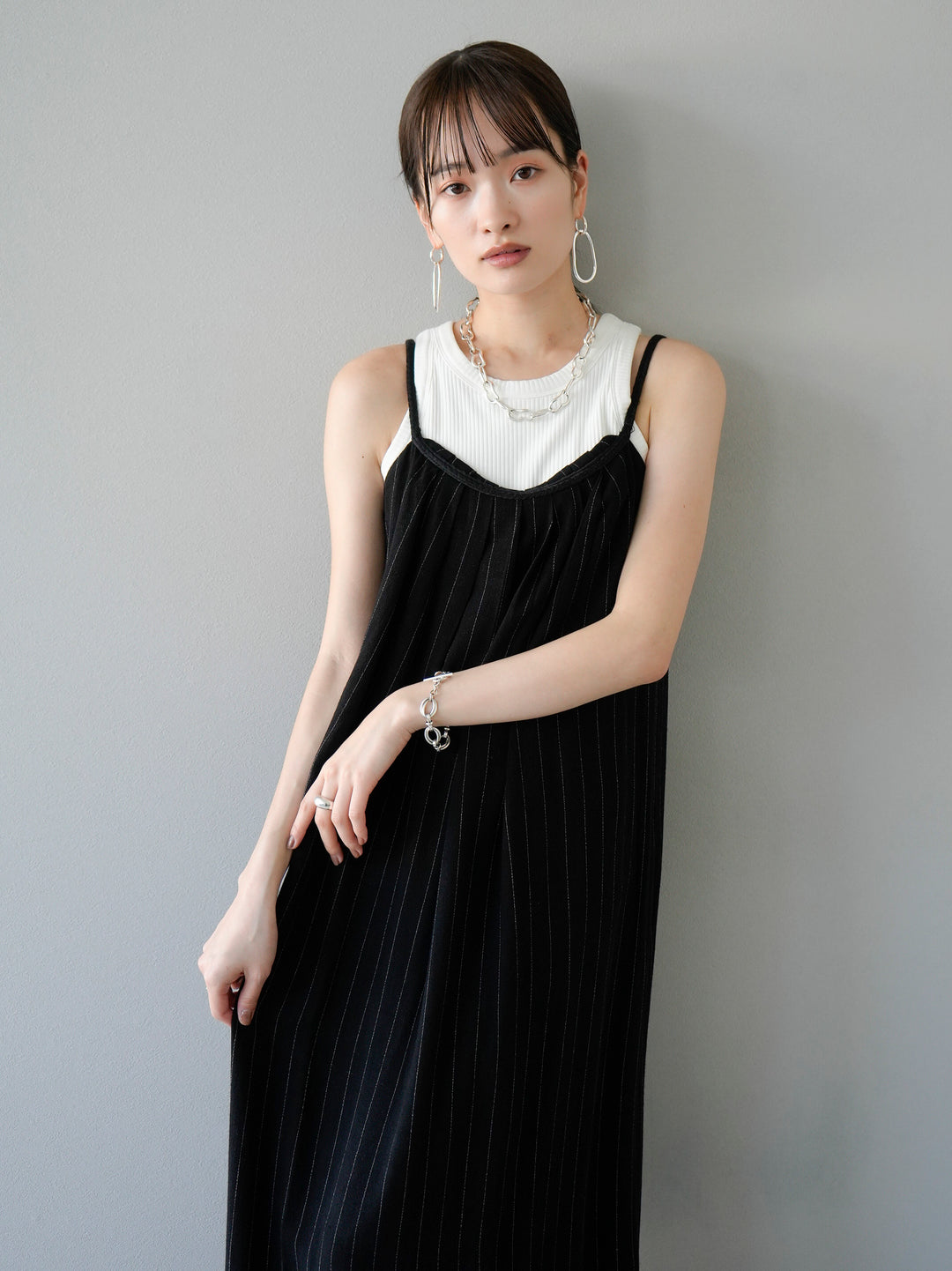 【預訂】棉麻條紋吊帶洋裝/黑色