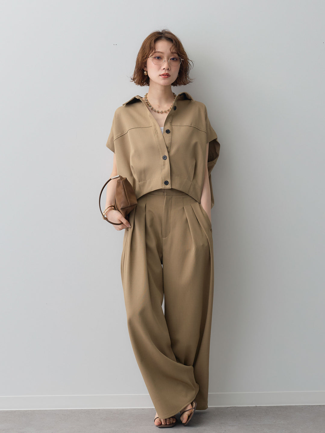 【套裝】縐綢燈籠無袖襯衫 + 縐綢闊腿褲（兩件套）