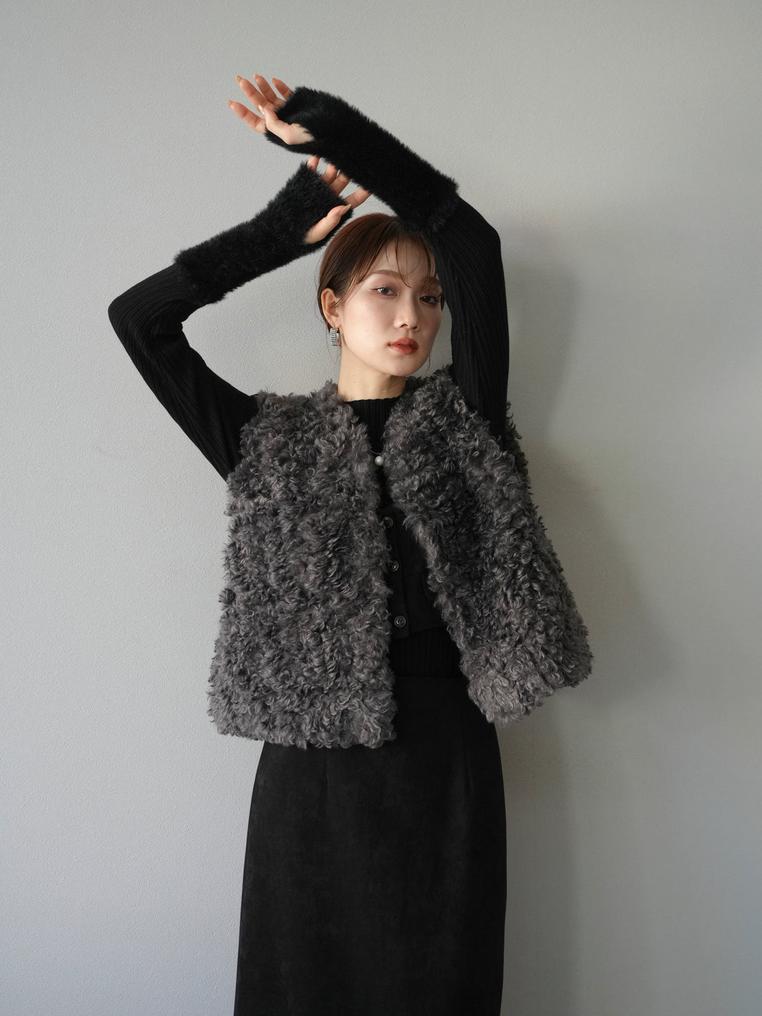 [予約]プードルファーショートベスト/チャコール