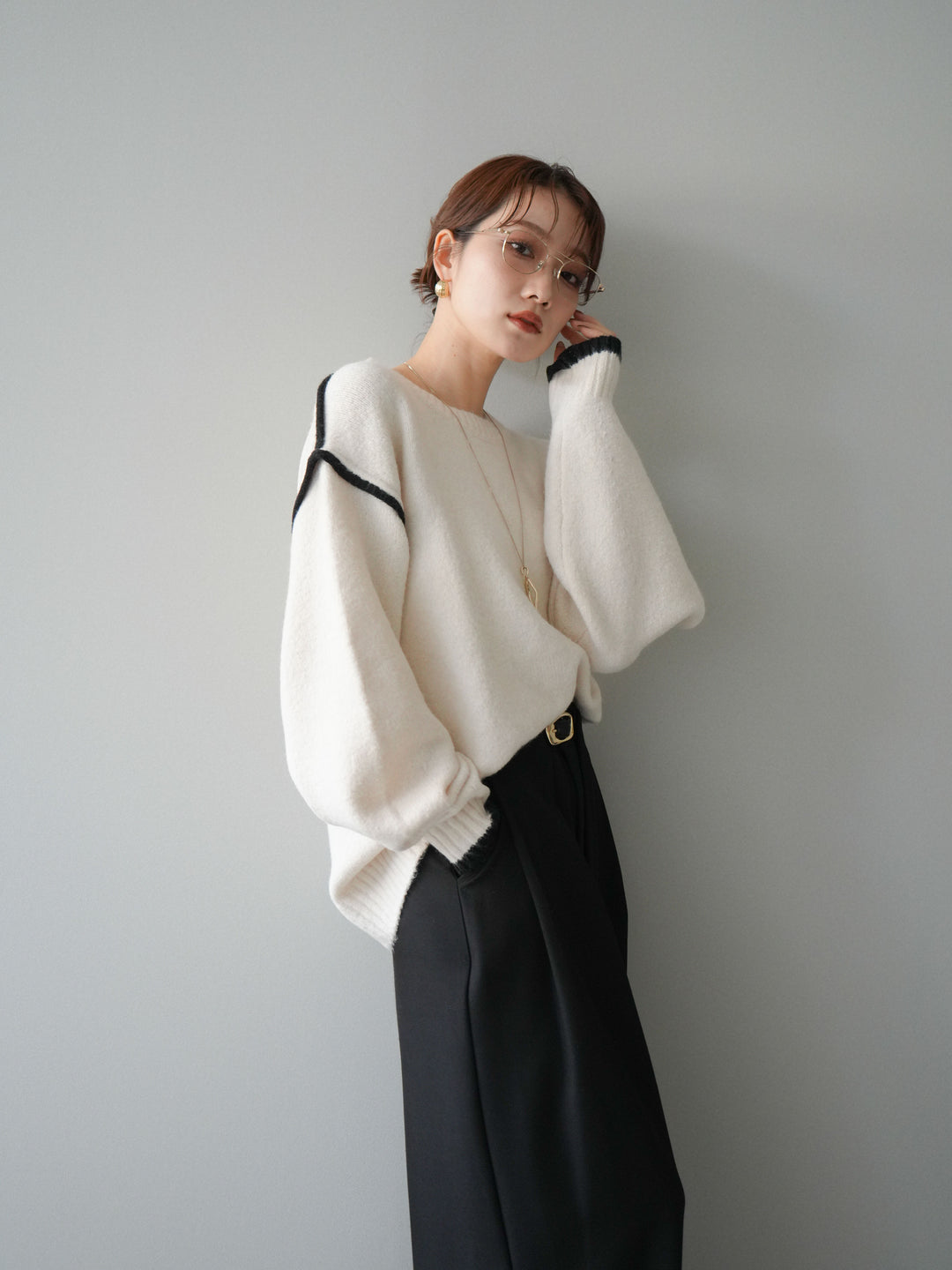 [予約]バイカラーパイピングニットプルオーバー/ivory