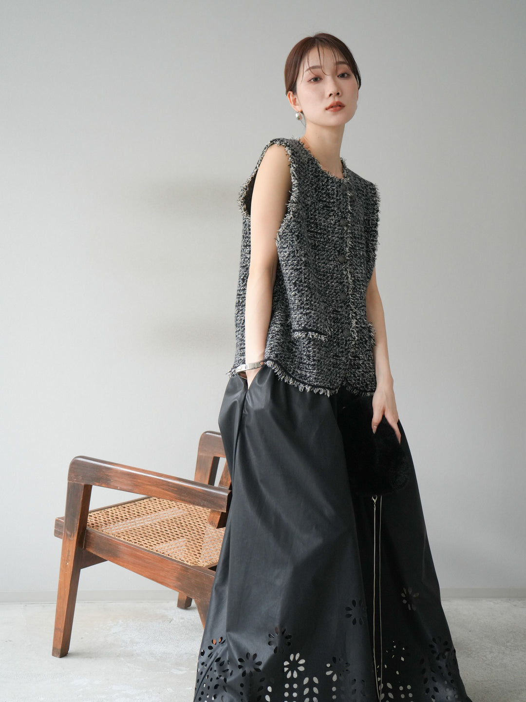 [予約]ミックスツイードフリンジニットベスト/ブラック