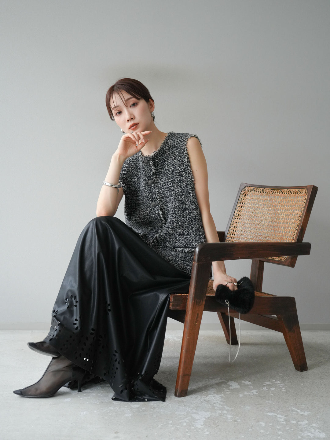 [予約]ミックスツイードフリンジニットベスト/ブラック