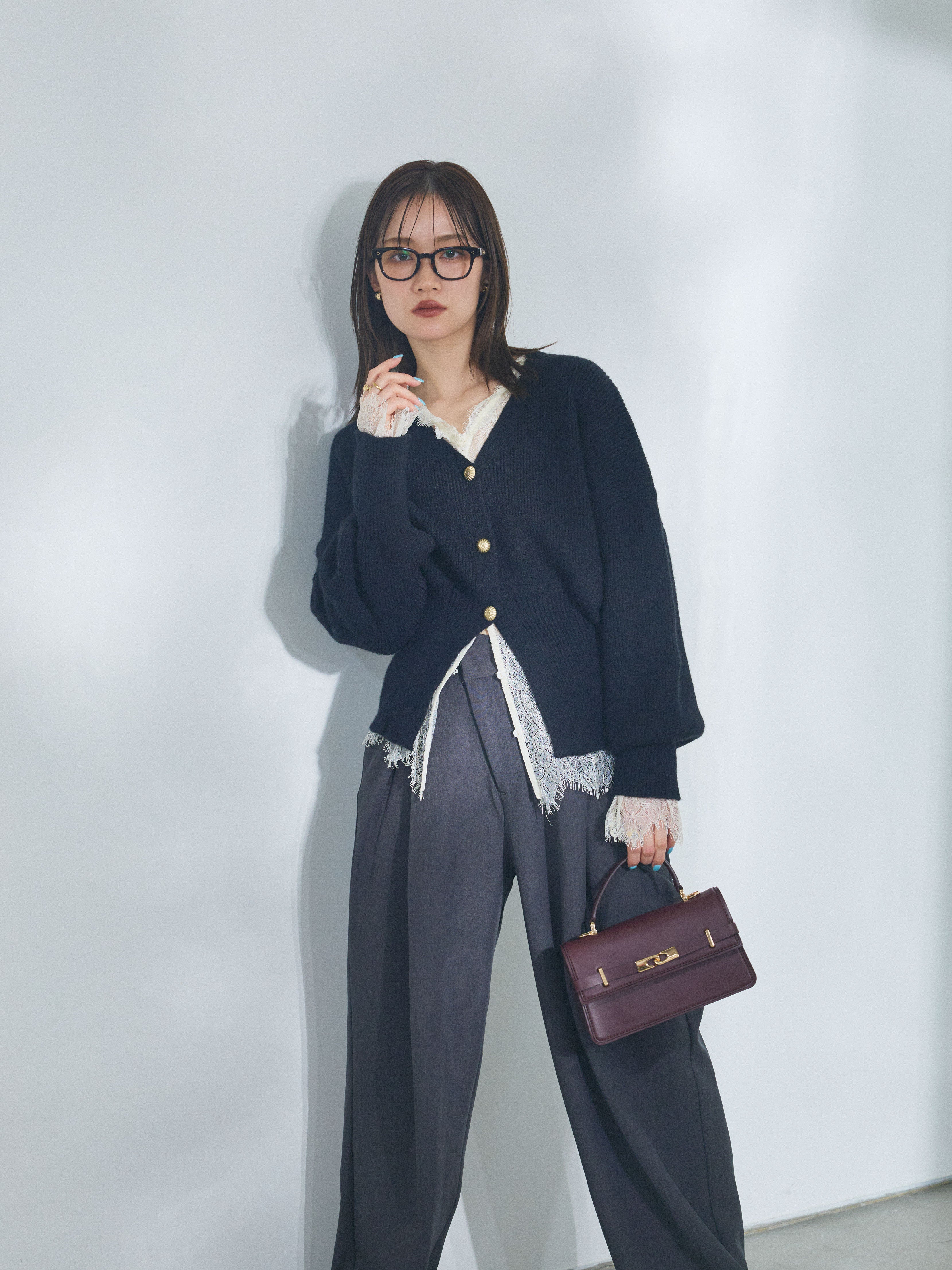 Allure】[SET]ゴールドボタンニットカーディガン×レースブラウスSET+