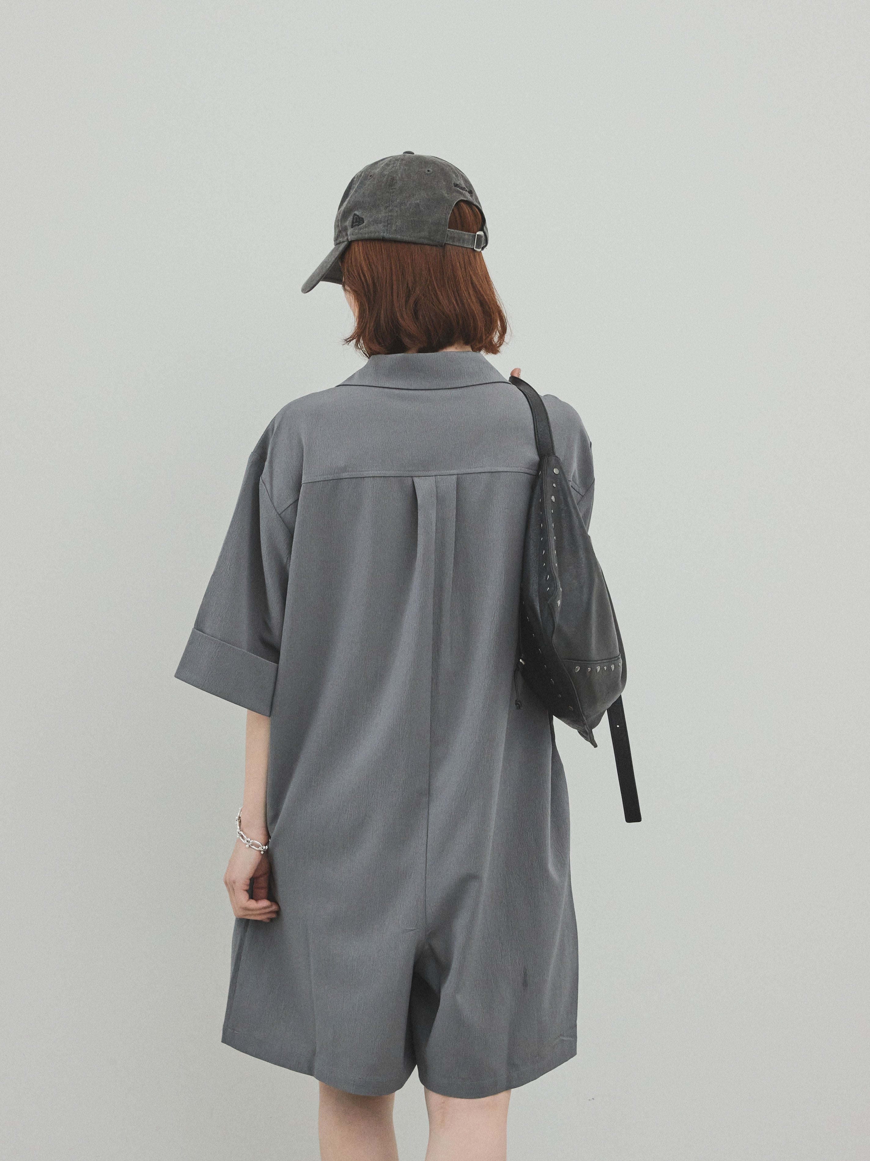 予約]クレープシフォンシャツロンパース/グレー – Lumier
