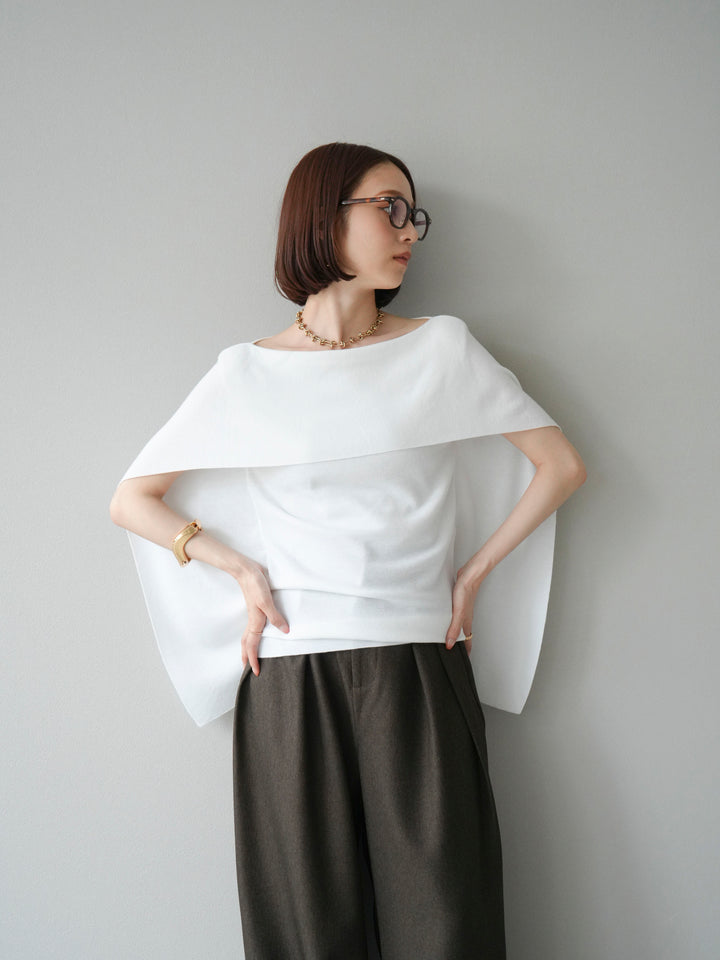 [予約]マントデザインスリットドルマンニット/アイボリー