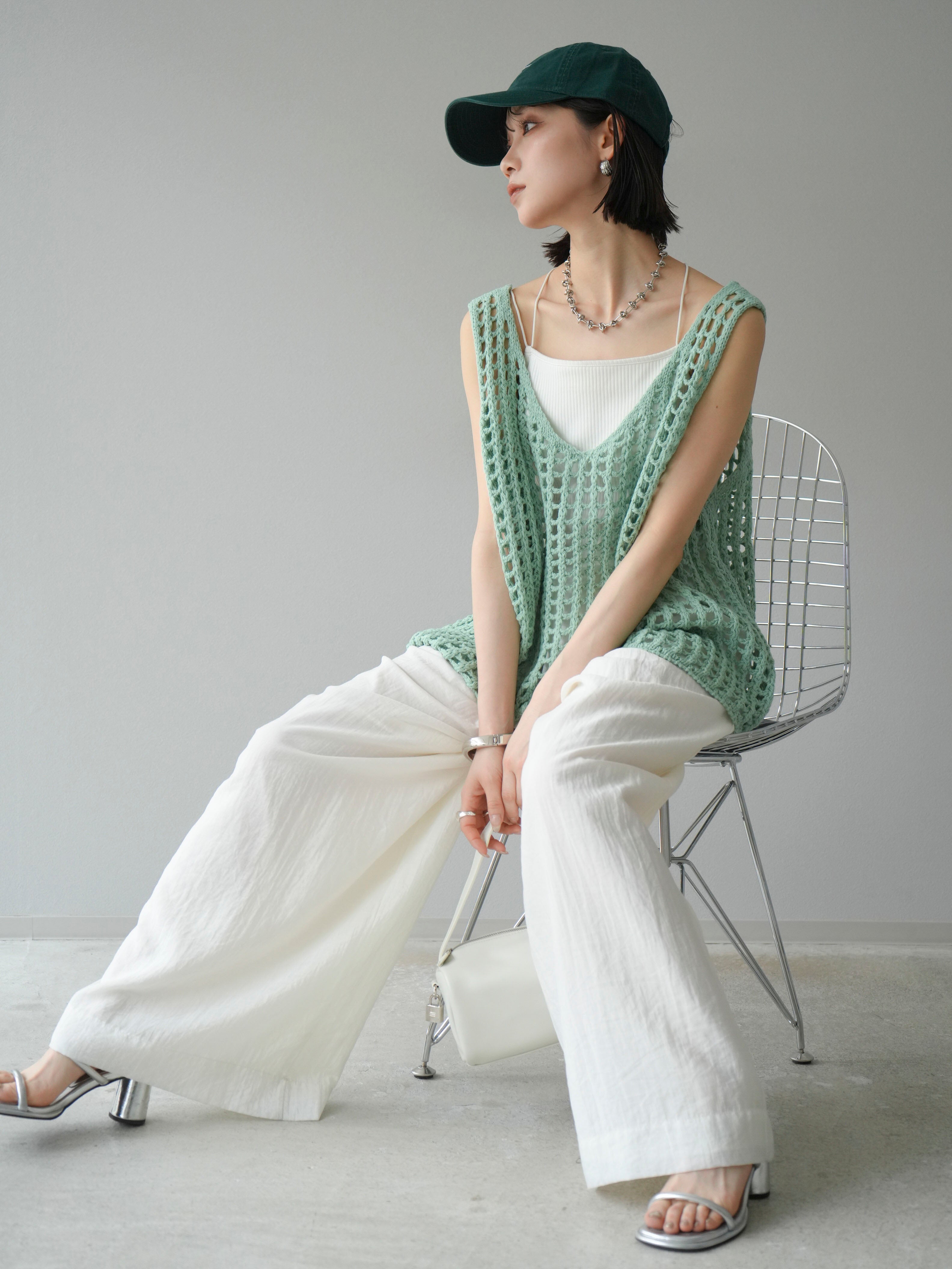 Feng Cheng Wang ニットベスト　グリーン Feng Chen Wangのグリーン フローラル ベストがセール中