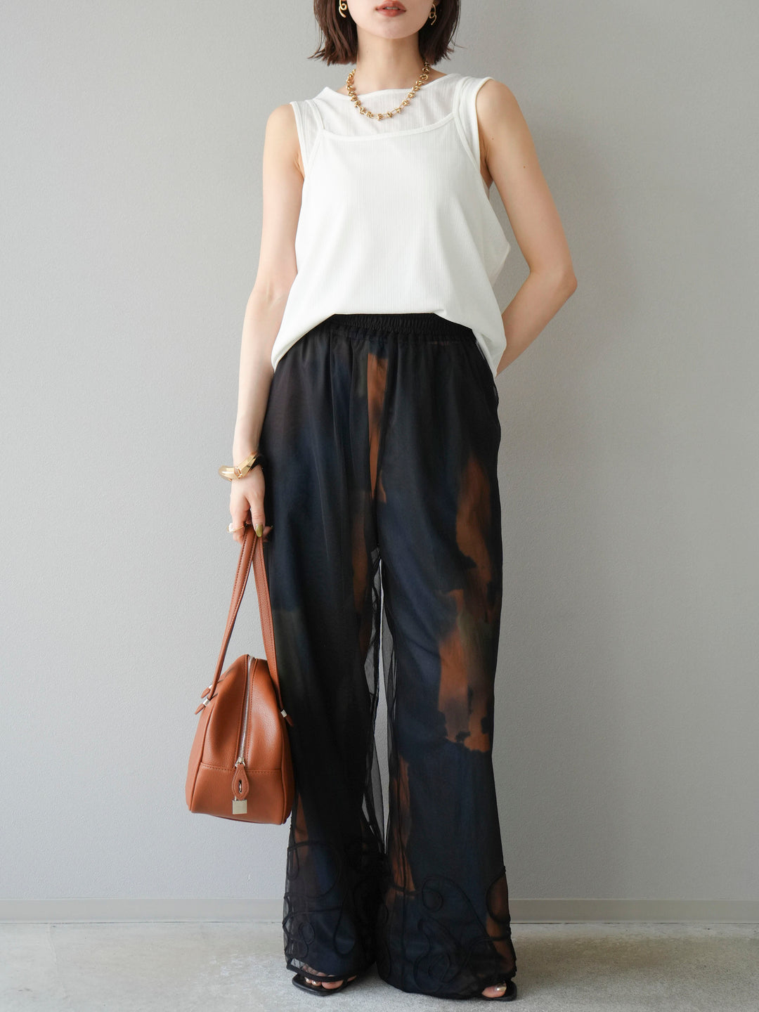 [預訂] Ice Touch 2WAY Design 吊帶背心/白色