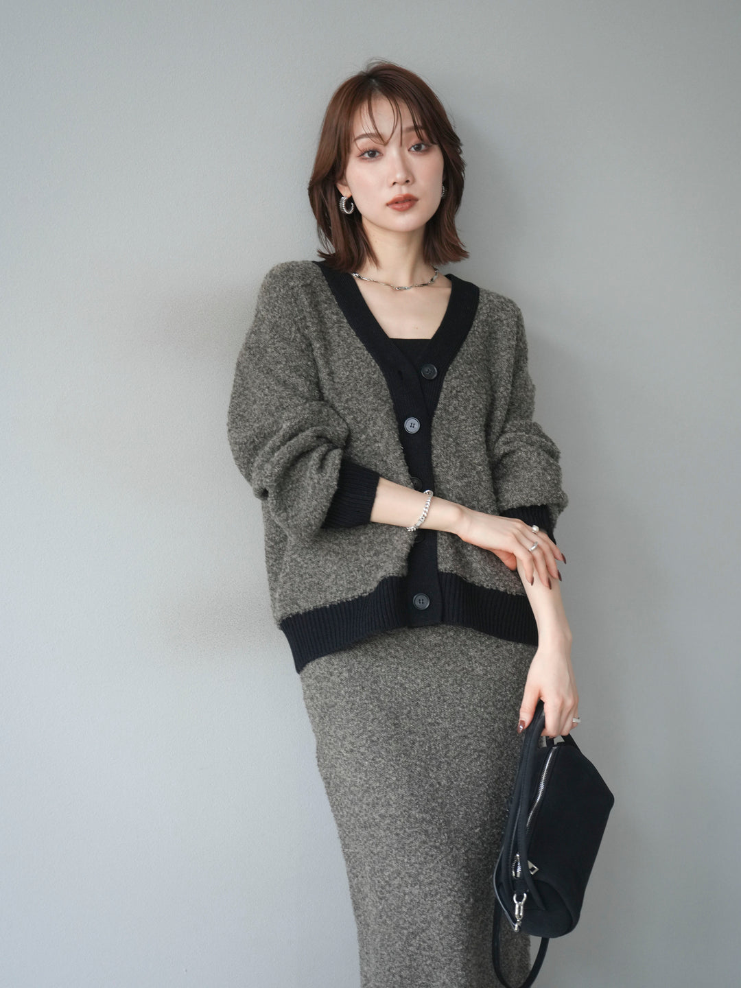 [予約]ブークレバイカラーニットカーディガン/charcoal