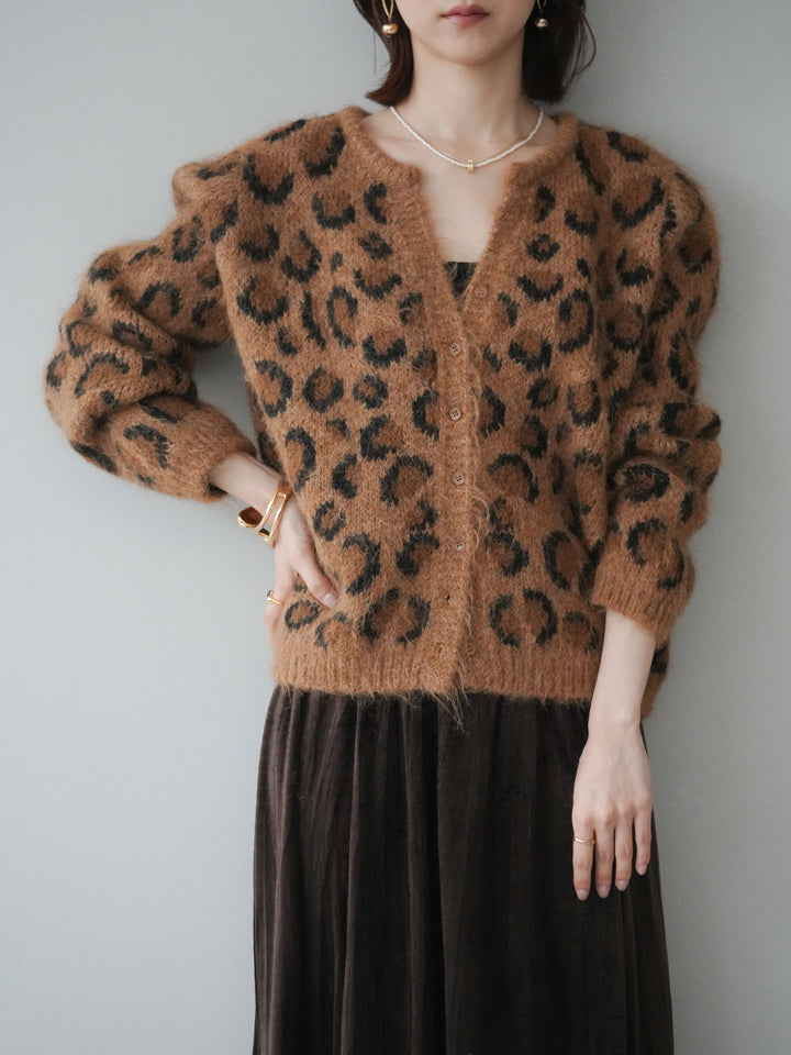 [SET]モヘアタッチレオパード柄ニットカーディガン+ワッシャーベロアプリーツスカート(2set)