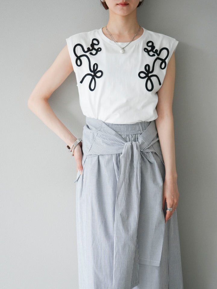 [SET]コード刺繍フレンチスリーブTシャツ+ウエスト巻きストライプイージーパンツ(2set)