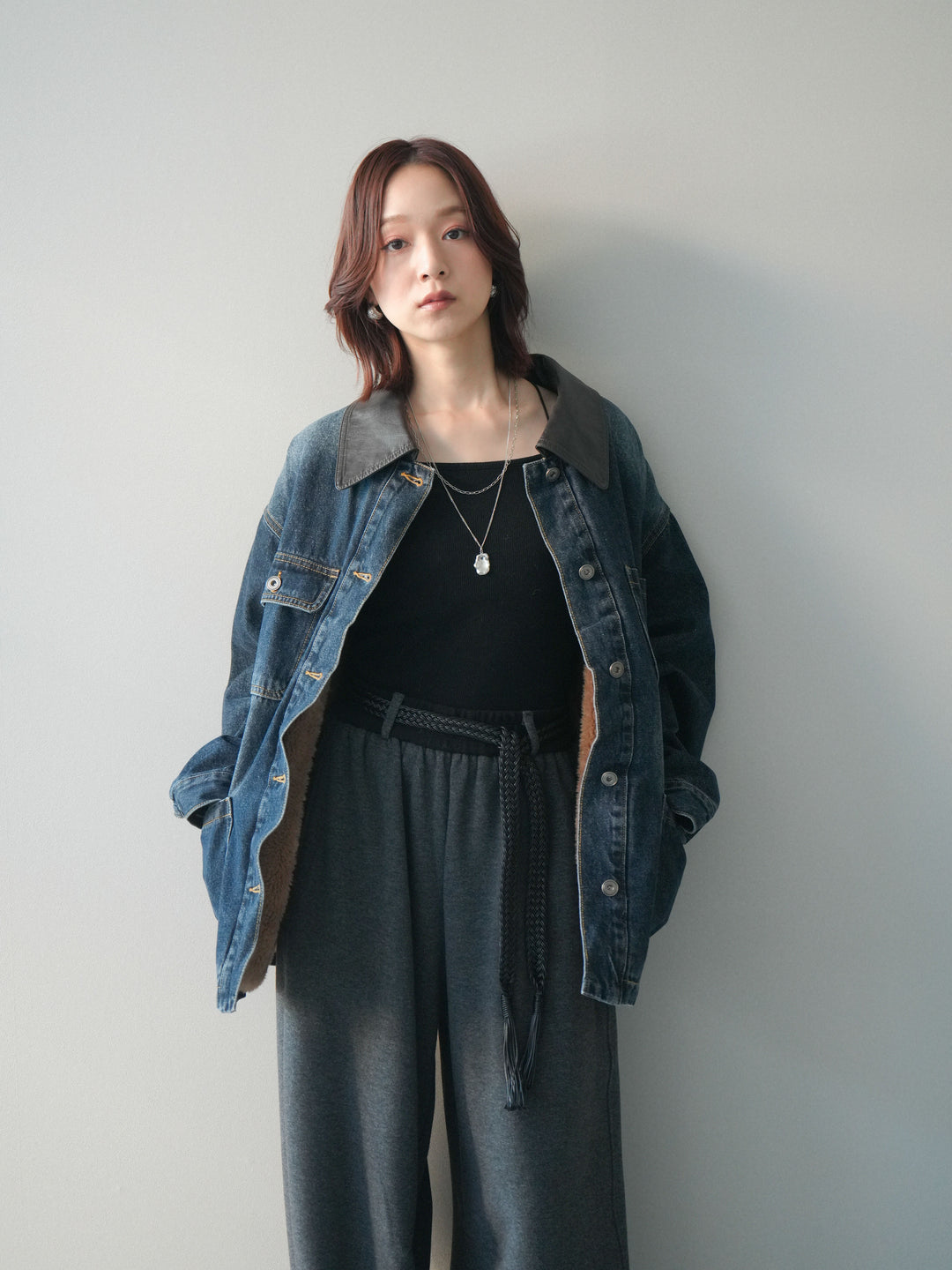 [SET]裏地ファーデニムフライトジャケット+編み込みベルト付きウエスト配色スエットパンツ(2set)