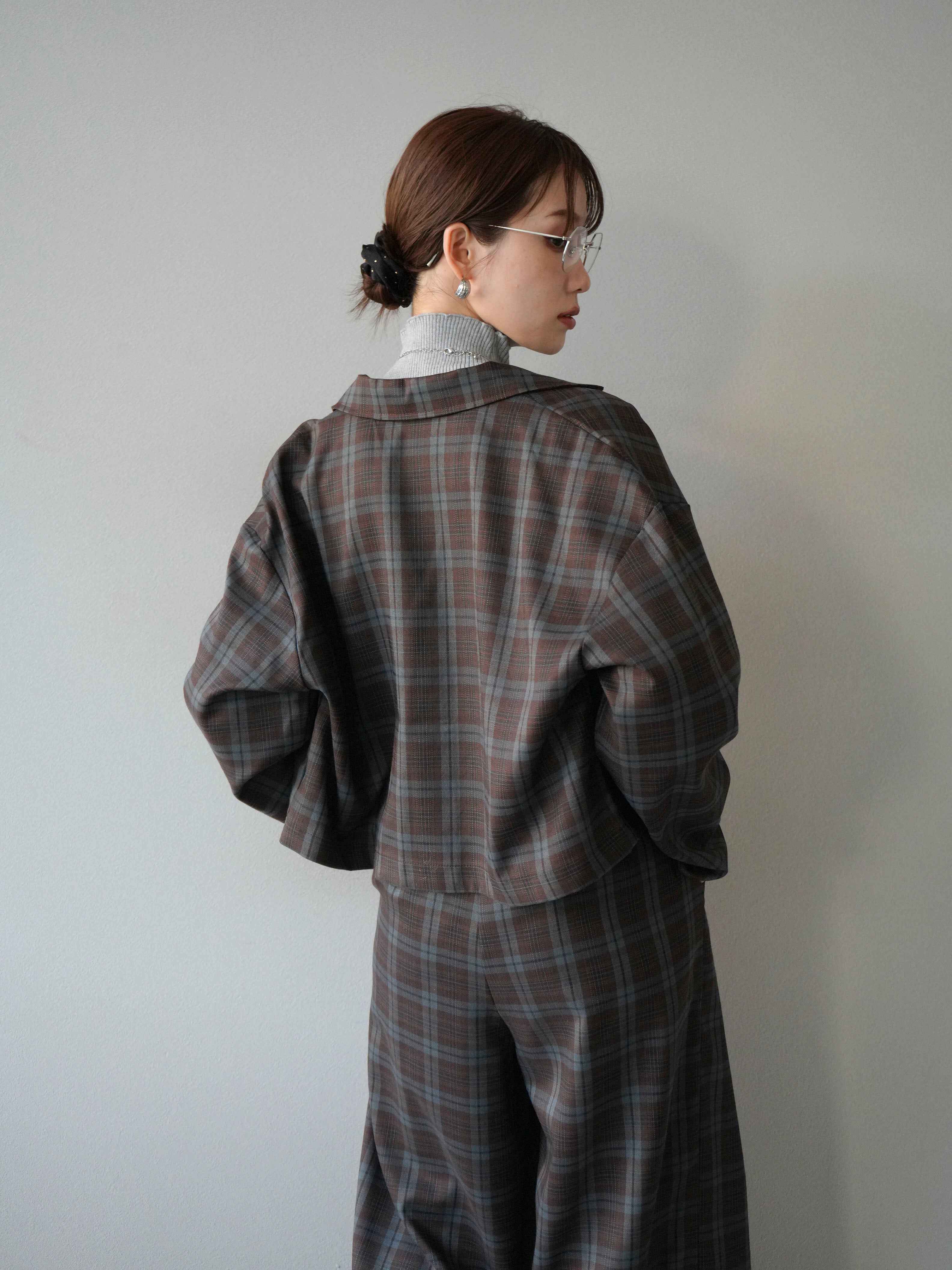 sheller シェリエ　レザーチェックショートコート&ショートパンツ セット sheller シェリエ レザーチェックショートコート&ショートパンツ