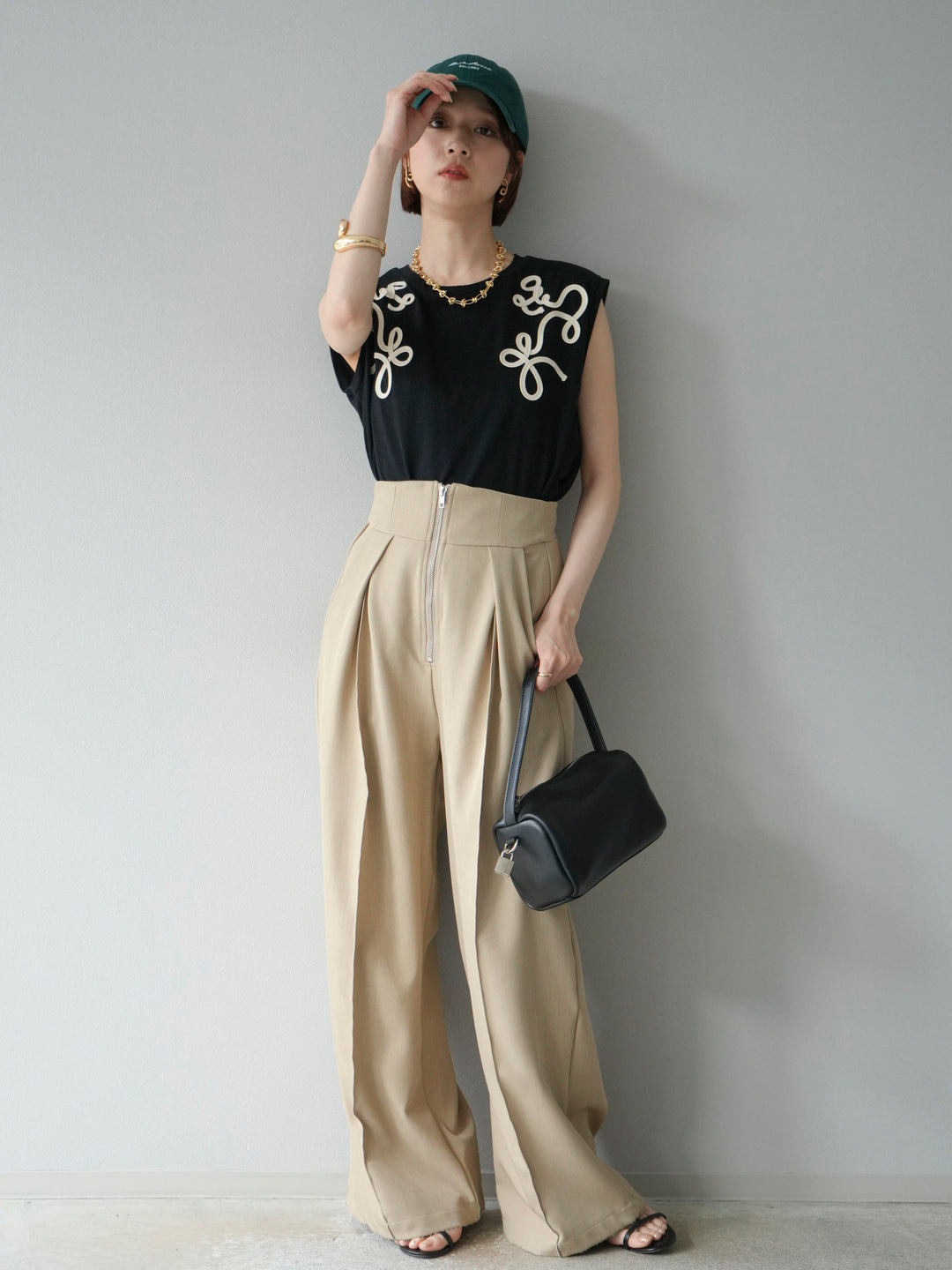 [SET]コード刺繍フレンチスリーブTシャツ+ジップタックワイドパンツ(2set)