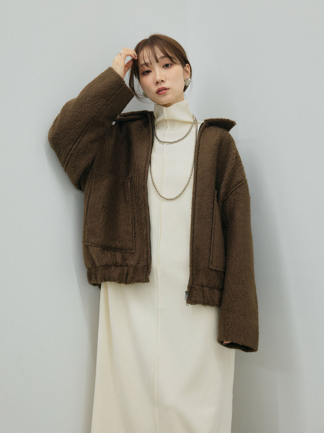 【Allure】[SET]ボトルネックルーズニットワンピース+スタンドカラーシャギーフライトジャケット(2set)