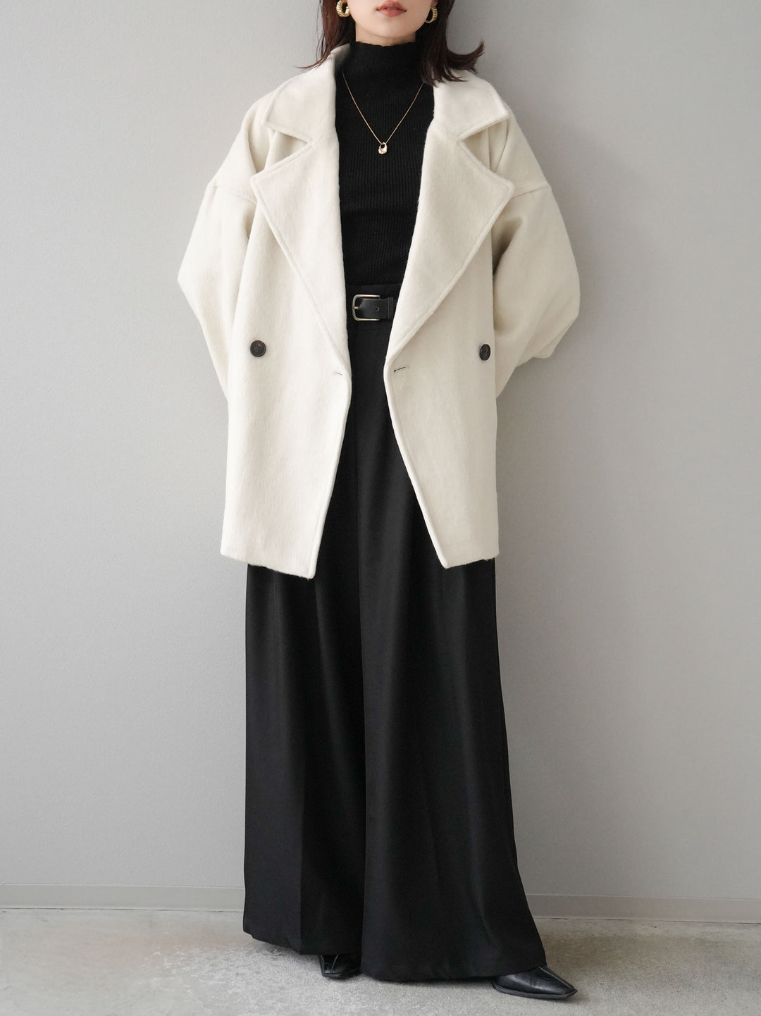 [SET]フェイクビーバーミドルコート+袖ボタンハイネックリブニットトップス+ベルト付ウールタッチワイドパンツL(3set)