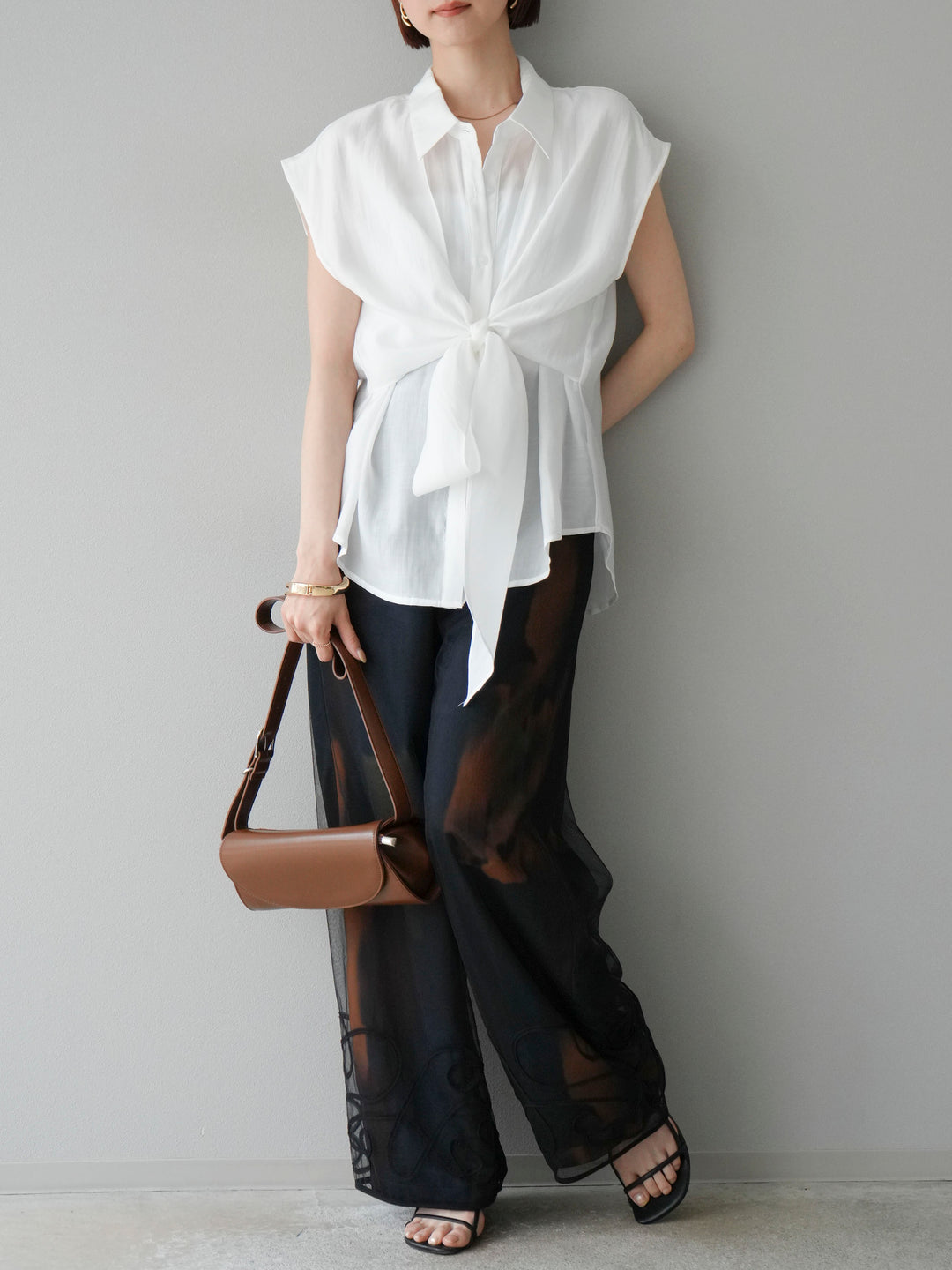 [SET] 前繫帶透視上衣 + 水彩藝術休閒褲 (2 件組)