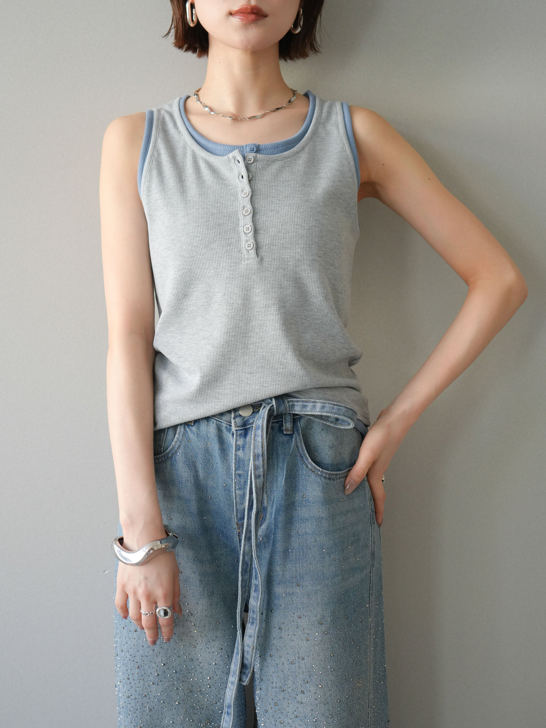 [SET]配色リブヘンリータンクトップ+ウエストベルトビジューワイドデニムパンツ(2set)