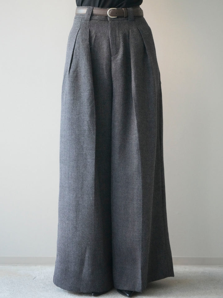 [予約]ウールタッチベルト付ワイドパンツ/charcoal