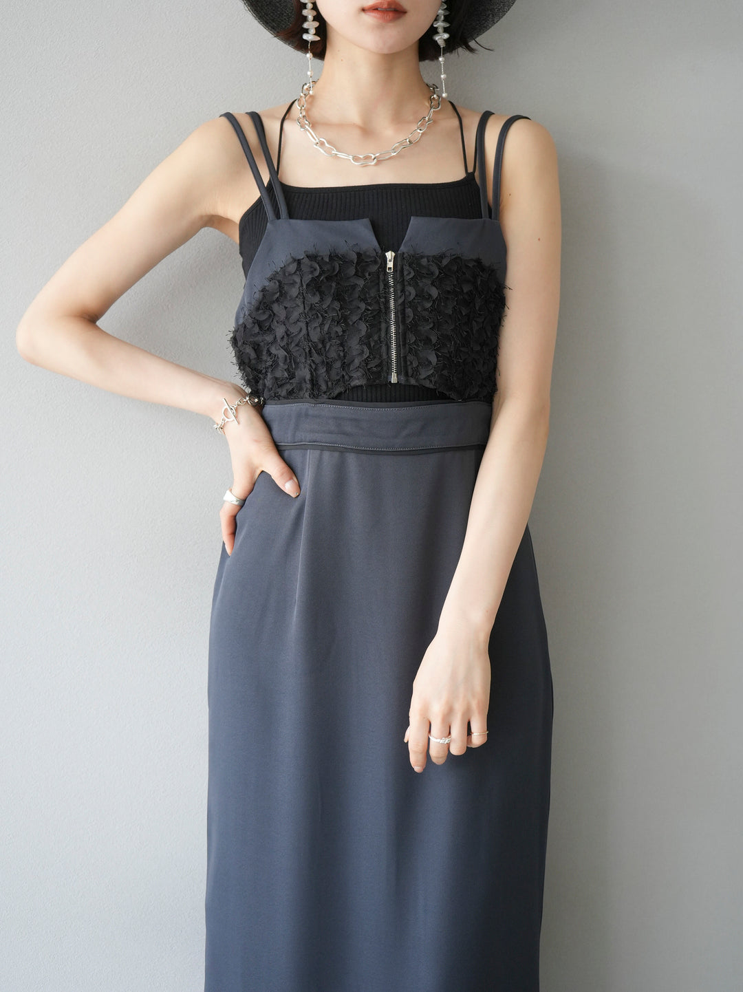 [Pre-order] Jacquard bustier design dress/charcoal