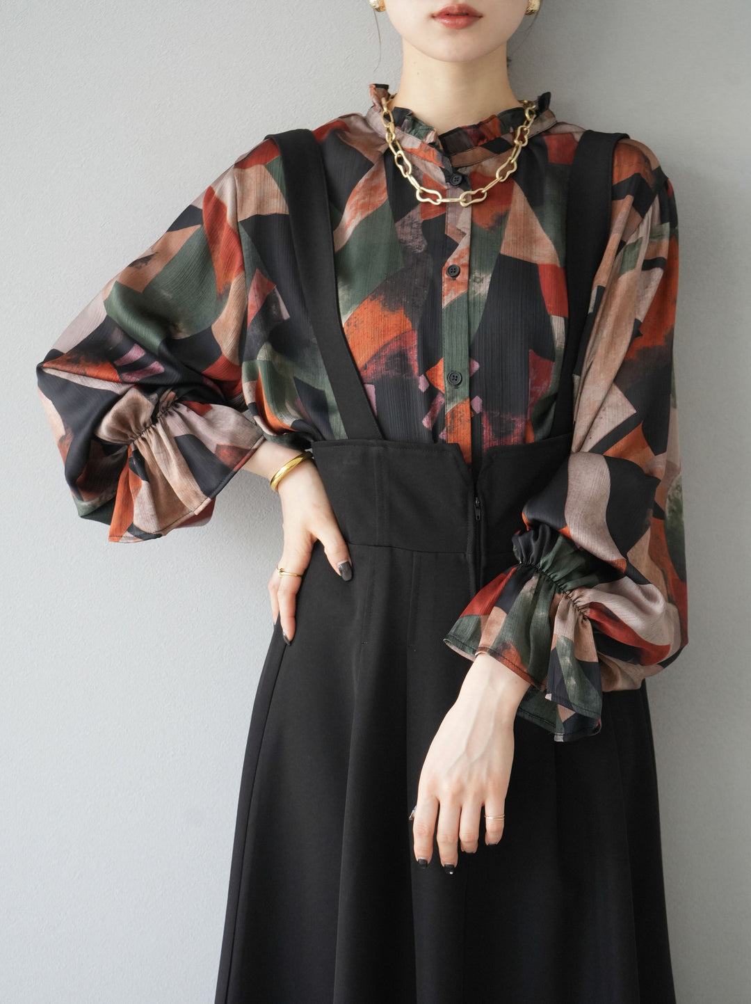 [SET]レトロプリントフリルブラウス+選べるアクセセット(2set)