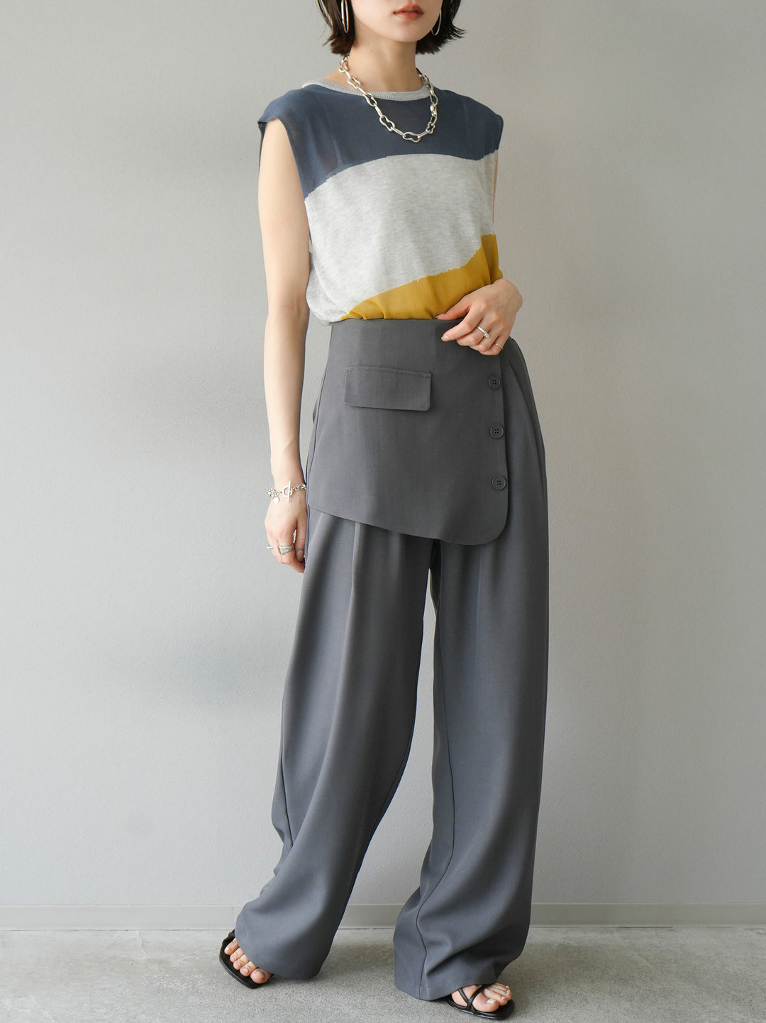 [Pre-order] Front flap slacks pants/gray